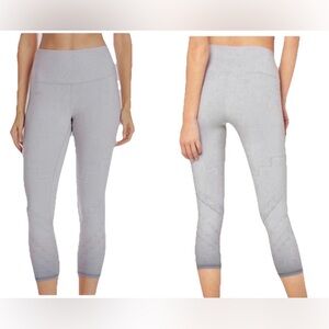 Alo Yoga Airbrush Crop Leggings in the Slate Casbah colorway Sz S